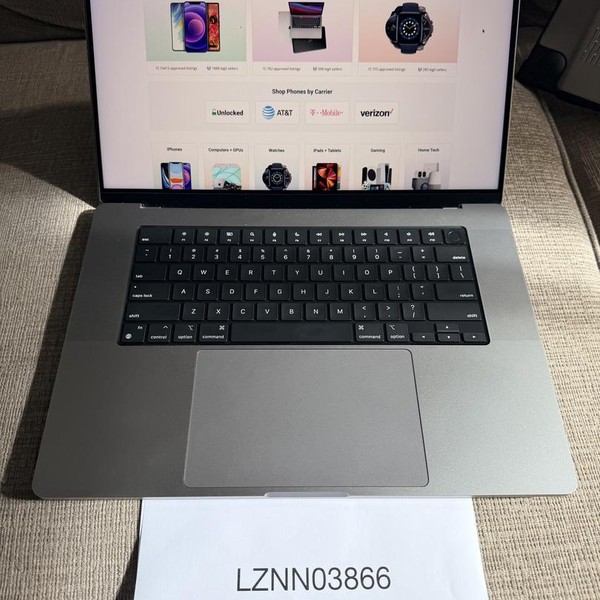 MacBook Pro 2021 - 16 inch - Apple M1 Max, Gray, 1 TB, 32 GB