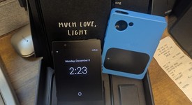 Mint
													Light Phone 3 - Unlocked, Black, 128 GB, 6 GB, photo 1 of 6