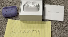 Used
													Apple AirPods Pro 2 - USB-C, photo 1 of 2