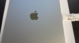 Mint
													Apple iPad 10th Gen - Unlocked, Silver, 64 GB, A2757, photo 2 of 6