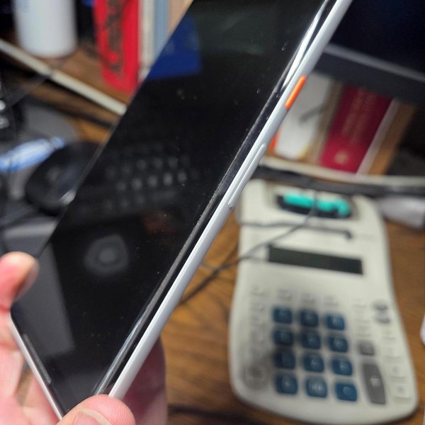 Google Pixel 2 XL - Unlocked, 64 GB, Black, Google Edition