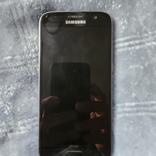 Samsung Galaxy S7 - Unlocked, 32 GB, Black, SM-G930U