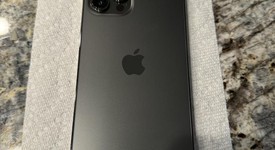 Good
													Apple iPhone 12 Pro Max - Verizon, Graphite, 256 GB, A2342, photo 3 of 13