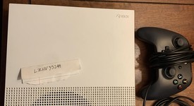 Good
													Xbox One S (2016) - White, 1 TB, All Digital Edition, photo 1 of 1