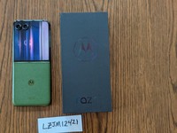Motorola Razr Plus (2024)