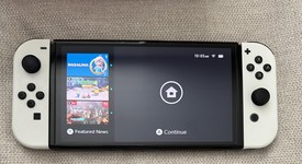 Mint
													Nintendo Switch - OLED - White, 64 GB, photo 4 of 7