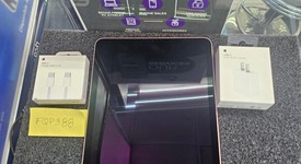 Good
													Apple iPad Air 4th Gen - Unlocked, Rose Gold, 256 GB, A2324, photo 5 of 8