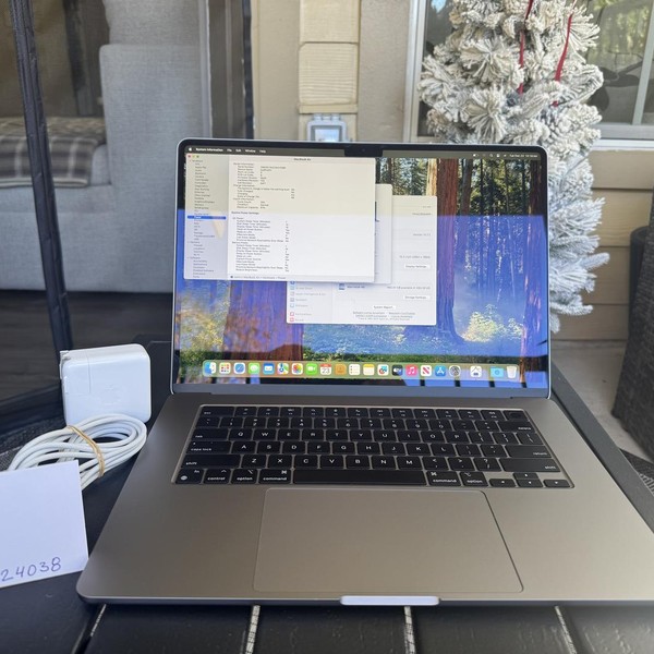 MacBook Air 2023 (M2) - 15 inch - 512 GB, Gray, 24 GB, Apple M2