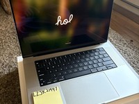 MacBook Pro 2024 - 16"