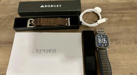 Mint
													Apple Watch Ultra 2 49mm - Unlocked Non-US, Natural, A2859, photo 1 of 6