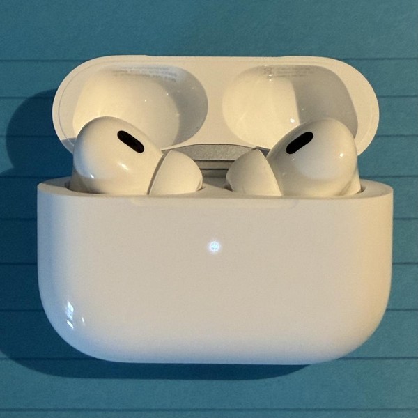 Apple AirPods Pro 2 - USB-C