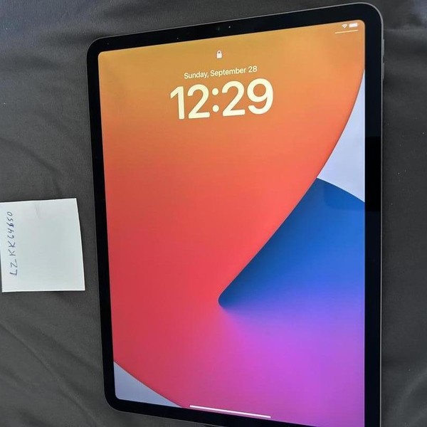 Apple iPad Pro 11 inch 2018 - Wi-Fi, 64 GB, Gray, A1980