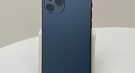 Good
													Apple iPhone 12 Pro - Unlocked, Pacific Blue, 256 GB, A2341, photo 3 of 5