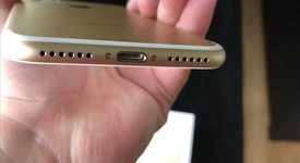 Mint
													Apple iPhone 7 - Cricket, Gold, 32 GB, A1660, photo 2 of 9