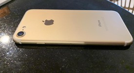 Fair
													Apple iPhone 7 - Sprint, Gold, 32 GB, A1660, photo 4 of 8