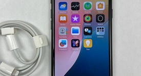 Mint
													Apple iPhone SE 3rd Gen 2022 - Unlocked, Midnight, 64 GB, A2595, photo 2 of 10