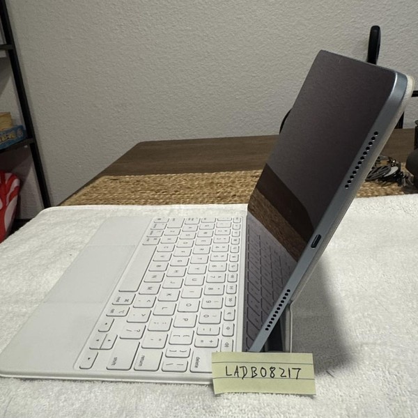 Apple iPad Air 11 inch (M3) 2025 - Wi-Fi, 128 GB, Blue, A3266