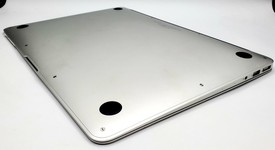 Fair
													MacBook Air 2017 - 13" - I5, Silver, 128 GB, 8 GB, photo 5 of 6