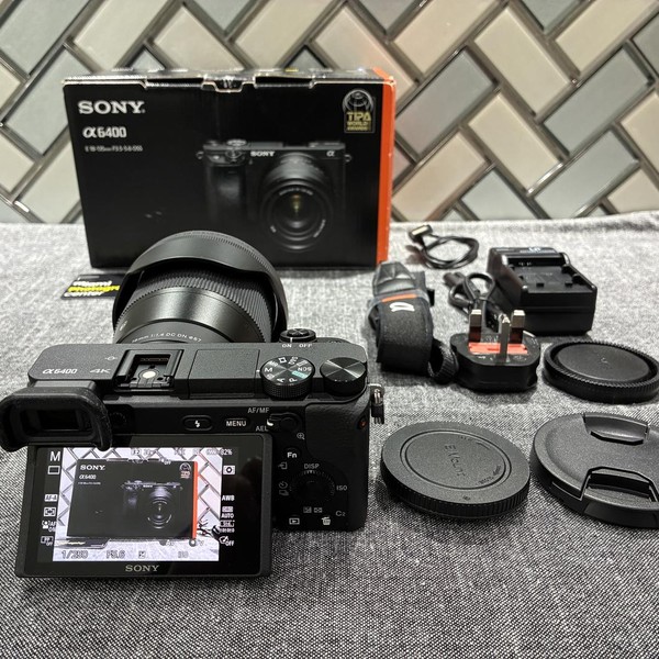 Sony a6400