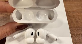 Used
													Apple AirPods Pro 2 - USB-C, photo 4 of 11