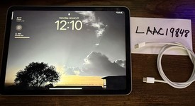 Mint
													Apple iPad Air 11" (M2) 2024 - Wi-Fi, Gray, 128 GB, A2902, photo 1 of 14