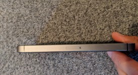 Good
													Apple iPhone 5S - AT&T, Silver, 16 GB, A1533, photo 4 of 7
