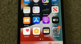 Good
													Apple iPhone SE 1st Gen 2016 - Unlocked, Grey, 16 GB, A1662, photo 3 of 8