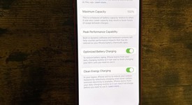 Mint
													Apple iPhone 13 - Unlocked, Red, 128 GB, A2482, photo 2 of 9