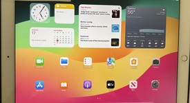 Good
													Apple iPad Pro 12.9" 2nd Gen 2017 - Wi-Fi, Gold, 256 GB, photo 2 of 13