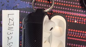 Used
													Apple AirPods Pro 2nd Gen - Lightning, photo 2 of 8