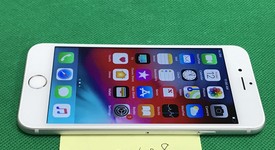 Good
													Apple iPhone 6 - Unlocked, Silver, 64 GB, A1549, photo 4 of 6