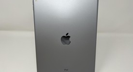 Mint
													Apple iPad Pro 10.5" - Wi-Fi, Gray, 256 GB, photo 2 of 6