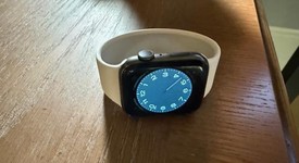 Good
													Apple Watch Series 5 44mm - Gray, A2093 - GPS, Aluminum, photo 4 of 6