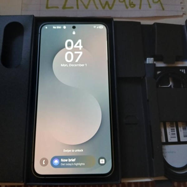 Samsung Galaxy S25 FE - AT&T, 128 GB, Black, SM-S731U