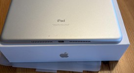 Good
													Apple iPad 9th Gen - Wi-Fi, Silver, 64 GB, A2602, photo 3 of 5