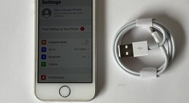 Good
													Apple iPhone SE 1st Gen 2016 - Unlocked, Silver, 16 GB, A1662, photo 1 of 7