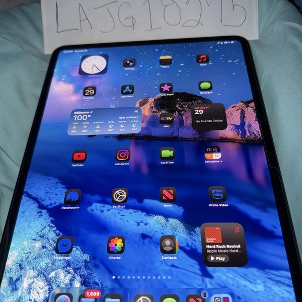 Apple iPad Pro 13 inch (M5) 2025 - Wi-Fi, 256 GB, Space Black, Apple M5 9-Core, A3360, Standard Glass