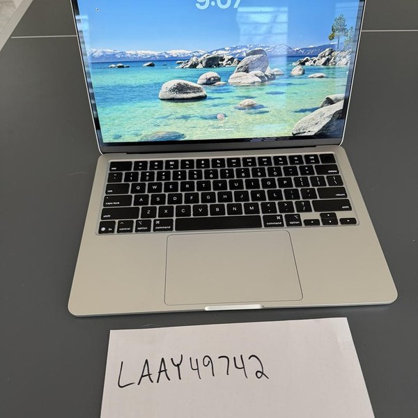 MacBook Air 2025 (M4) - 13 inch - Apple M4, Silver, 256 GB, 16 GB