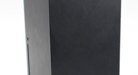 Good
													Xbox Series X (2020) - Black, 1 TB, standard, photo 3 of 5