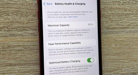 Good
													Apple iPhone SE 3rd Gen 2022 - Unlocked, Red, 128 GB, A2595, photo 4 of 12