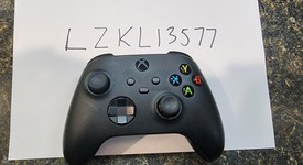 Good
													Xbox One X (2017) - Black, Standard, photo 4 of 5