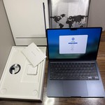 Good MacBook Air 2022 (M2) - 13 inch - 2 TB, Midnight, 24 GB, Apple M2