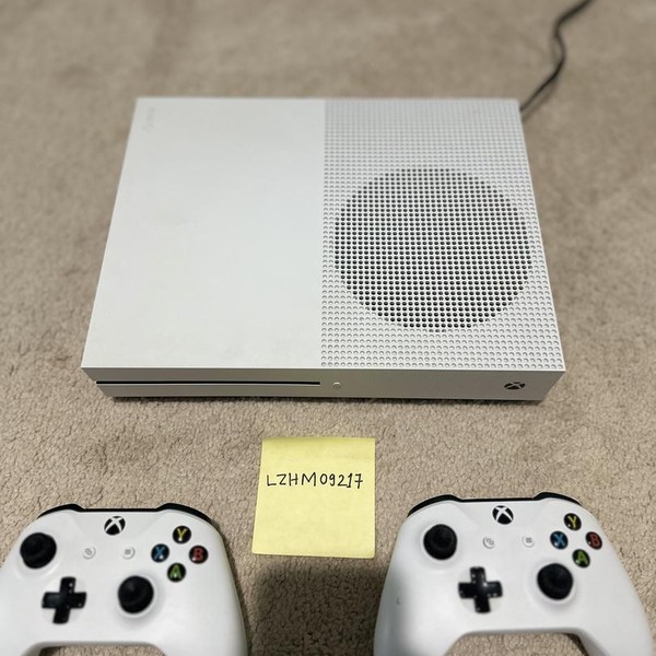 Xbox One S (2016) - White, 1 TB, All Digital Edition