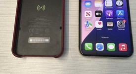 Good
													Apple iPhone Xs - Unlocked, Gold, 64 GB, A1920, photo 1 of 12