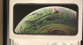 Mint
													Apple iPhone Xs - Unlocked, Gray, 64 GB, A1920, photo 5 of 7