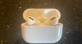 Used
													Apple AirPods Pro 1st Gen - Wireless Case, photo 5 of 12