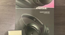New
													Bose QuietComfort Headphones - Green, photo 1 of 3
