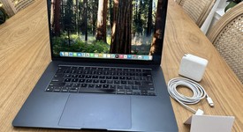 Good
													MacBook Air 2023 (M2) - 15" - Apple M2, Midnight, 256 GB, 24 GB, photo 1 of 40