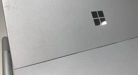 Good
													Microsoft Surface Pro 5 (2017) - Wi-Fi, Silver, 256 GB, 8 GB, photo 2 of 5