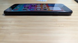 Fair
													Apple iPhone SE 3rd Gen 2022 - Unlocked, Midnight, 64 GB, A2595, photo 4 of 13